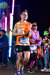 BIB: 43001, 887, 43303
                            <button type="button" onclick="openModal(20631451)" class="btn btn-primary btn-sm float-right btn-popup" data-toggle="modal" data-target=".modal-high-quality">
                        <i class="fas fa-shopping-cart"></i> Add to Cart
                    </button>
                                            <button type="button" onclick="isThisMe(20631451, true)" class="btn btn-success btn-sm float-right btn-popup btn-isme hidden" data-toggle="tooltip" data-placement="bottom" title="นี่คือรูปของคุณใช่ไหม คลิกที่นี่เพื่อเอาเข้าอัลบั้ม">
                        <i class="fas fa-plus"></i> Add to album
                    </button>
                    <button type="button" onclick="isThisMe(20631451, false)" class="btn btn-warning btn-sm float-right btn-popup btn-isnotme hidden">
                        <i class="fas fa-ban"></i> Remove from album
                    </button>